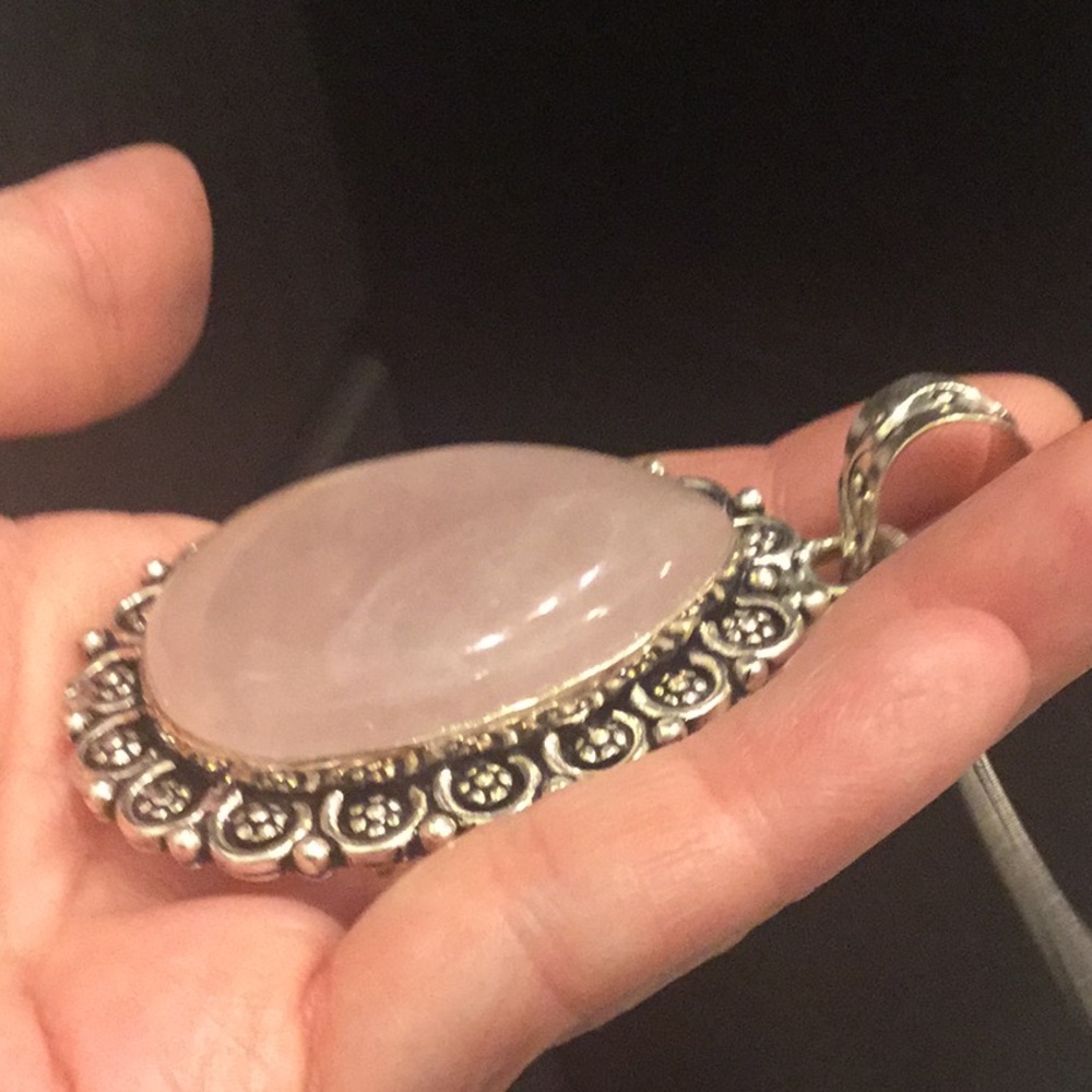 🌸Rose Quartz & Antique style Sterling 925 Pendant - Picture 2 of 3